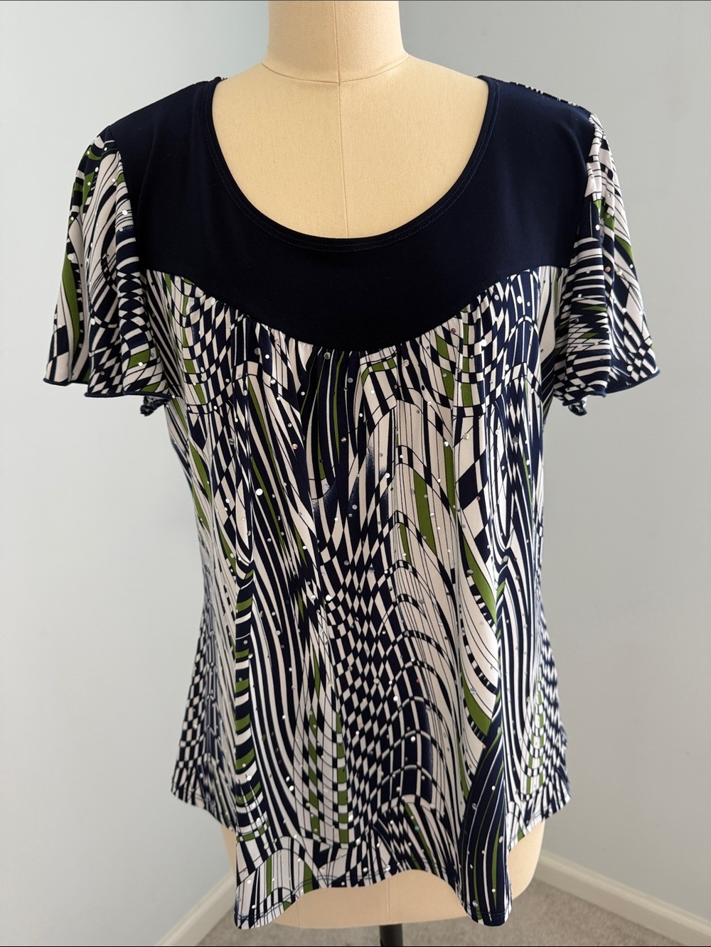 Dressbarn Navy, White & Olive Sequin Pattern Scoop Neck Short Sleeve Top SZXL